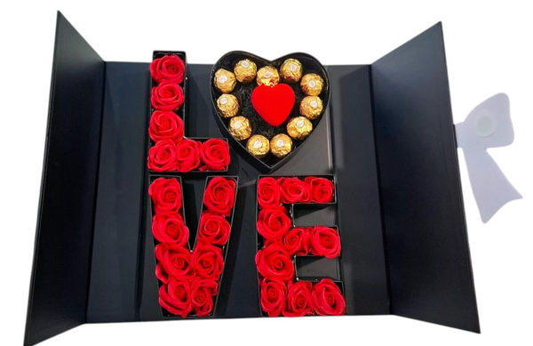 Love b box with ferrero