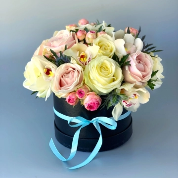 strawberry-cream-hatbox