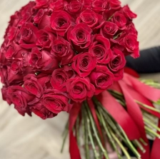 100-luxury-red-roses