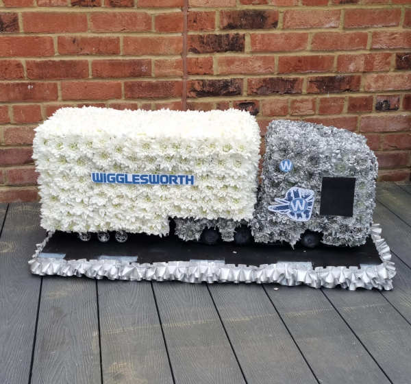 Grey and white 3d lorry