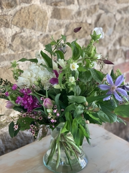 seasonal-vase-arrangement