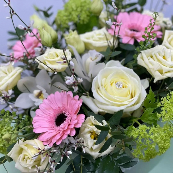 pastel-hand-tied