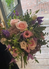 rose-lissianthus