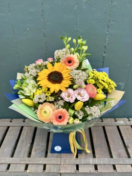 hand-tied-summer-bright