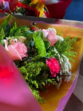 gift-wrap-of-flowers