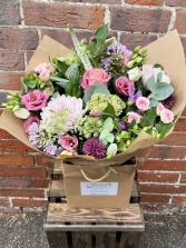 pink-country-handtied