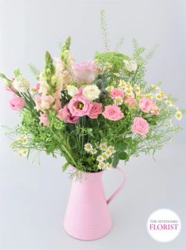 emilie-in-pinks