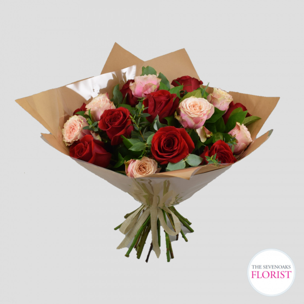 roses-in-pink-and-red