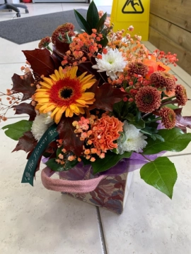 autumnal-handtied