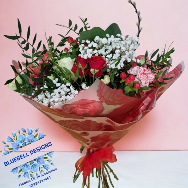 romantic-hand-tied