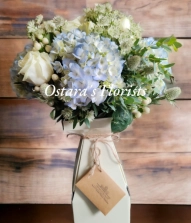 ava-handtied-bouquet