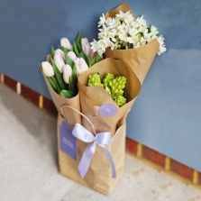 seasonal-spring-flowers