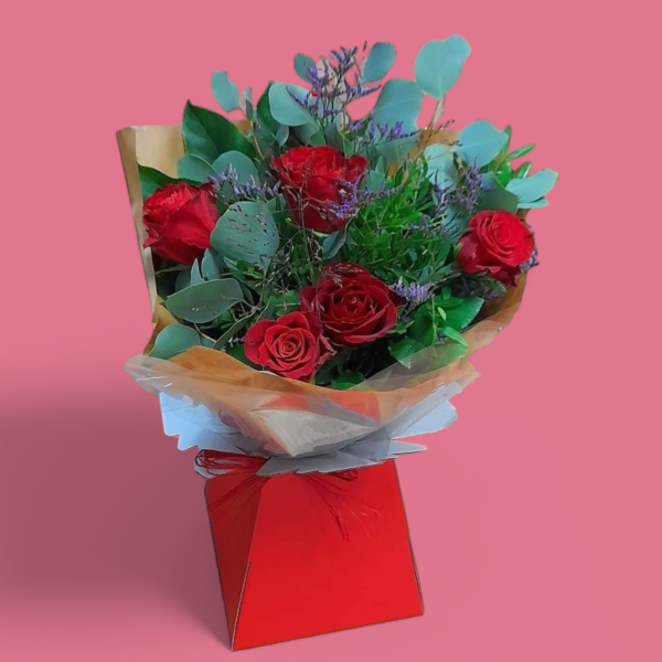 6 red rose bouquet