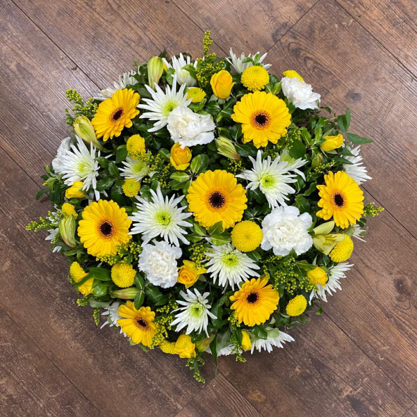 gold-white-posy