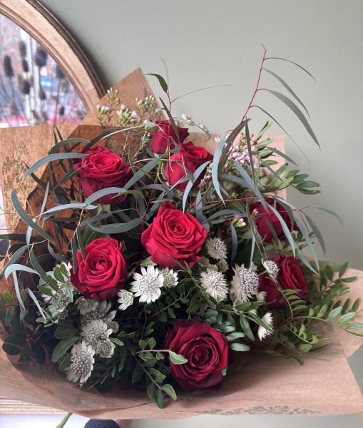 Luxury red rose bouquet