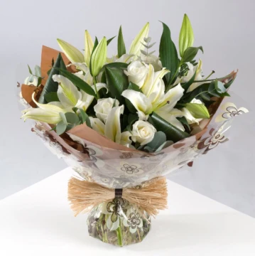 rose-and-lily-luxury