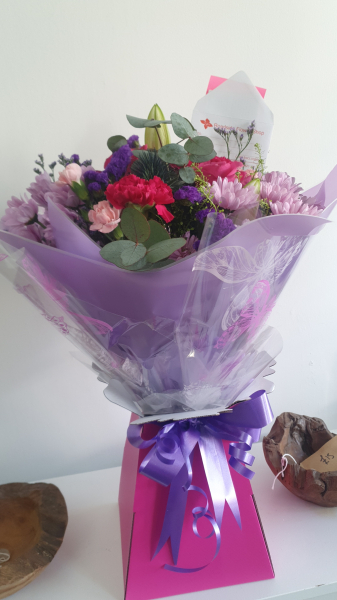 hand-tied-bouquet