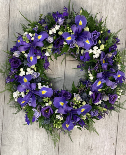 Wreath purple flowers
