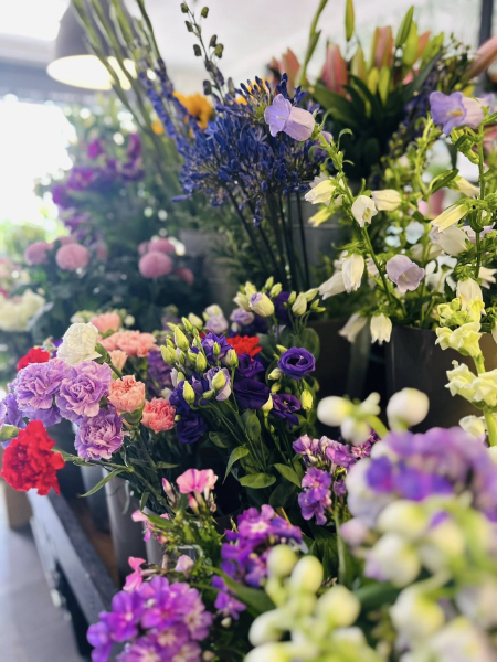 Florist choice hand-tied