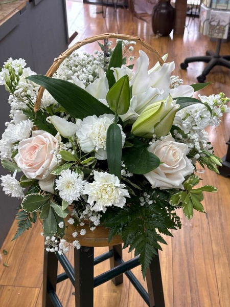 whites-and-greens-basket