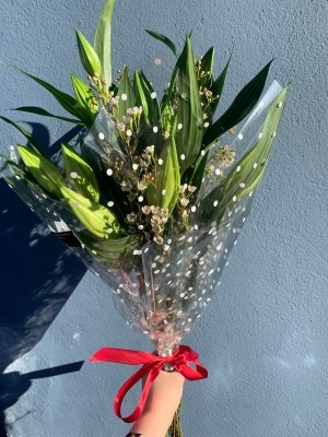 White lily wrap