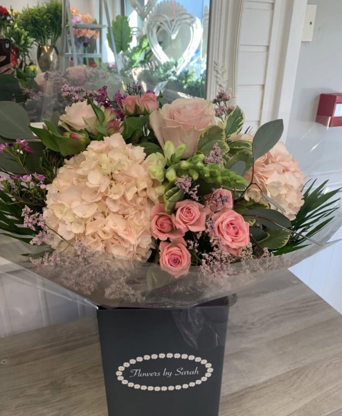 Vintage style handtie