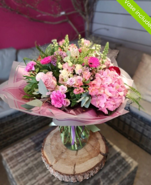 Blush garden delight