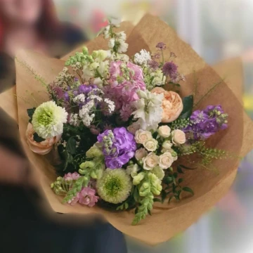 natural-handtied