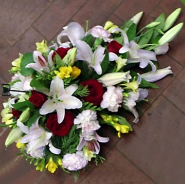 2ft-lily-rose-teardrop