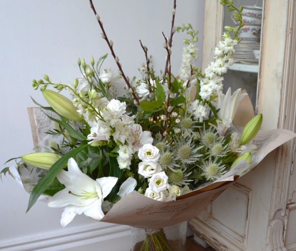wild-white-bouquet