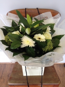 white-green-handtied