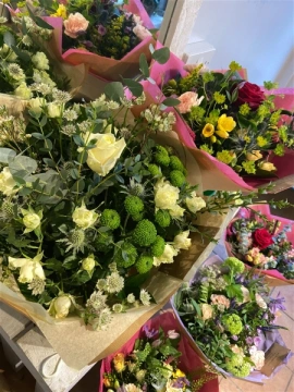 florist-choice-handtied