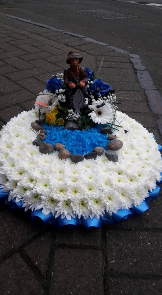 fisherman-tribute-posy