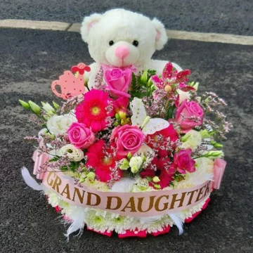 based-posy-with-teddy