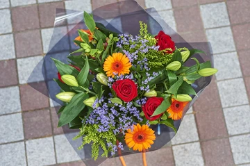 mixed-handtied