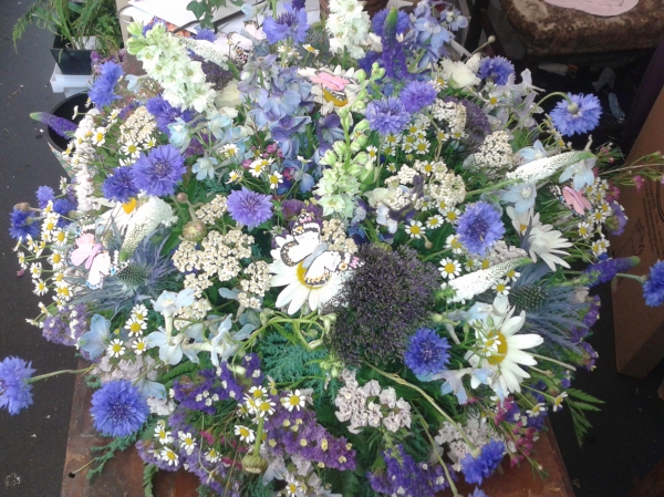 country-garden-posy