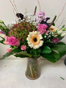 signature-vase