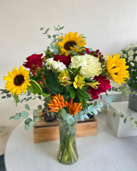 signature-vases