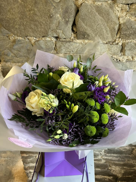 florist-choice-handtie