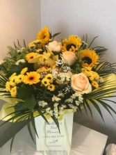 yellow-handtie