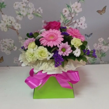 living-vase