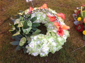 floral-wreath