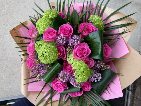 roses-and-friends
