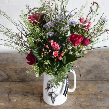 seasonal-jug-of-flowers