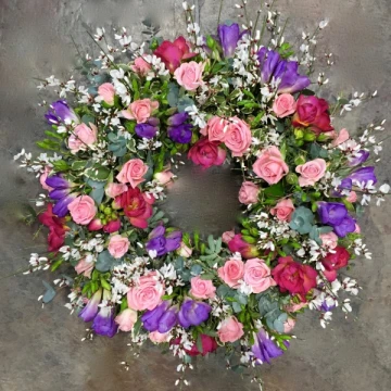 spray-rose-freesia-wreath