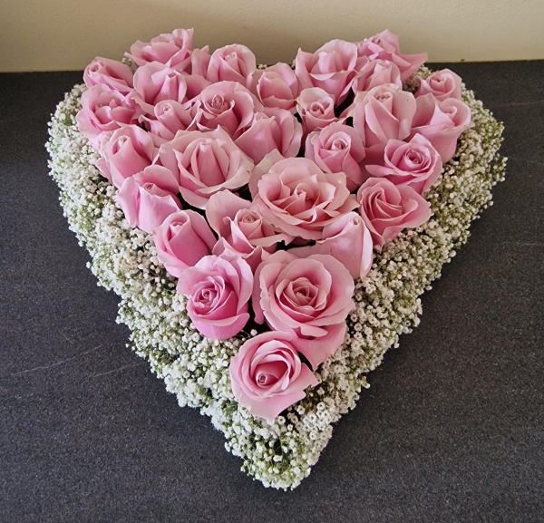 Pinkrosefuneralheart