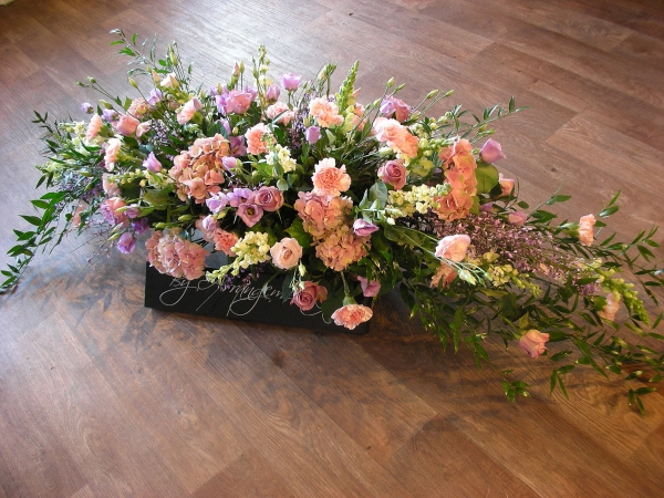 cottage-garden-casket