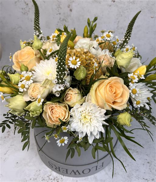 hat-box-of-flowers