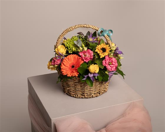 Garden party basket