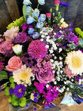 bridgerton-bouquet